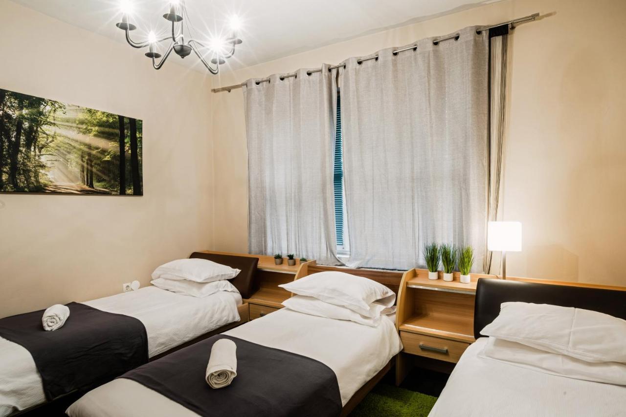 Rooms Verde Petrovče Exteriör bild